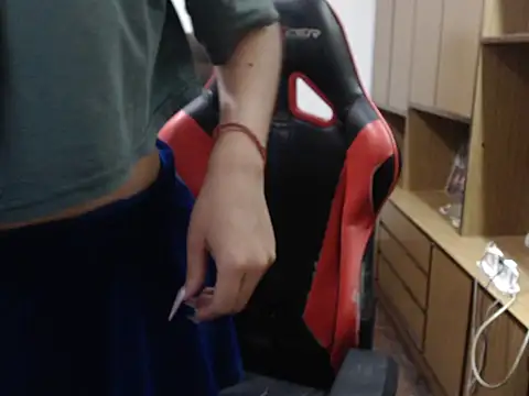 bluegoddessstoned online show from 12-16-25, 08:46