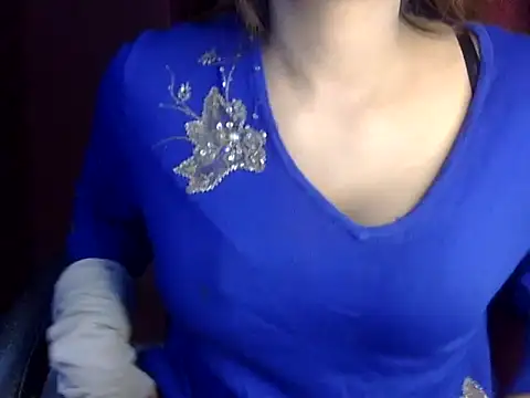 heartless Queen online show from 11-18-25, 05:44