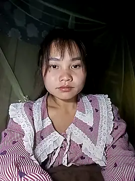 Snapshot of EllyBaby20 chatting on 02-28-26, 03:44 EllyBaby20 online show from 02-28-26, 03:44