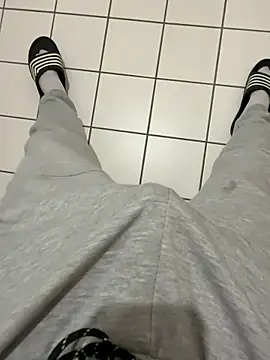 Dicksxd online show from 04-17-26, 03:15