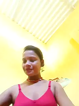 Snapshot of Chandni_Love143 chatting on 10-14-25, 03:40 Chandni Love143 online show from 10-14-25, 03:40