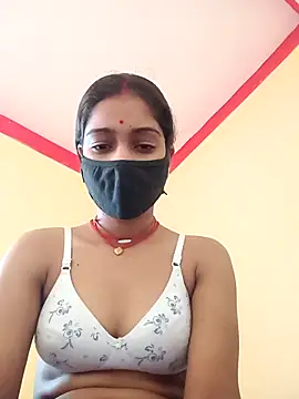 Snapshot of Chandni_Love143 chatting on 12-22-25, 04:56 Chandni Love143 online show from 12-22-25, 04:56