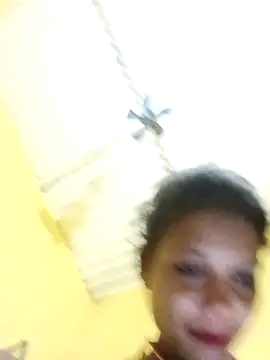Snapshot of Chandni_Love143 chatting on 10-15-25, 04:37 Chandni Love143 online show from 10-15-25, 04:37