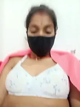 Snapshot of Chandni_Love143 chatting on 01-07-26, 03:50 Chandni Love143 online show from 01-07-26, 03:50