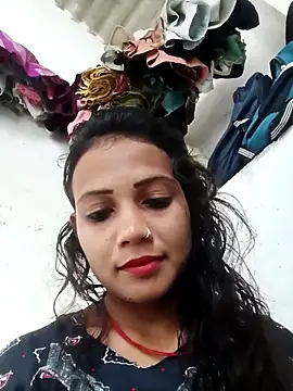 Snapshot of Chandni_Love143 chatting on 10-07-25, 05:30 Chandni Love143 online show from 10-07-25, 05:30