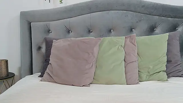 NathaliaNat online show from 09-29-25, 03:02