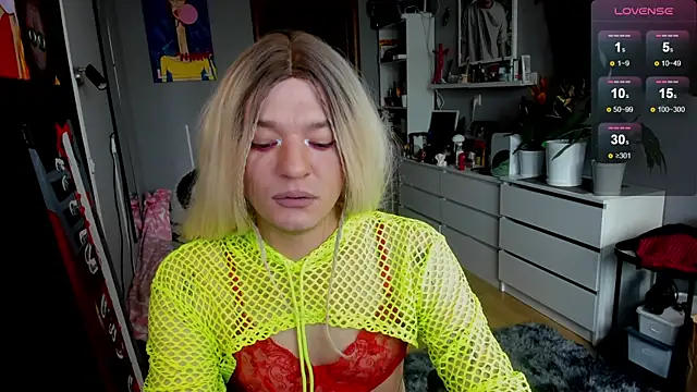 Kkkylie online show from 05-07-26, 05:33