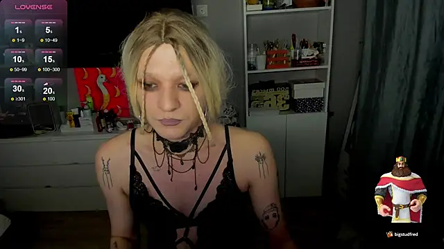 Kkkylie online show from 03-04-26, 01:46