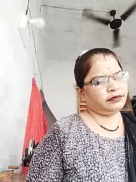 Snapshot of Bhavna_hot chatting on 10-03-25, 09:33 Bhavna hot online show from 10-03-25, 09:33