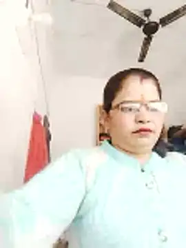 Snapshot of Bhavna_hot chatting on 02-13-26, 08:36 Bhavna hot online show from 02-13-26, 08:36