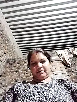 Snapshot of Bhavna_hot chatting on 10-03-25, 10:00 Bhavna hot online show from 10-03-25, 10:00