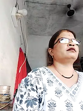 Snapshot of Bhavna_hot chatting on 10-04-25, 11:34 Bhavna hot online show from 10-04-25, 11:34