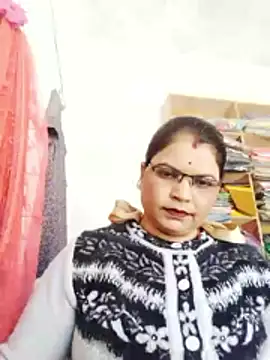 Snapshot of Bhavna_hot chatting on 12-17-25, 07:57 Bhavna hot online show from 12-17-25, 07:57