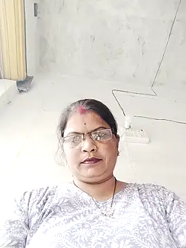 Snapshot of Bhavna_hot chatting on 09-30-25, 09:15 Bhavna hot online show from 09-30-25, 09:15