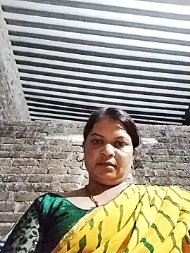 Snapshot of Bhavna_hot chatting on 09-12-25, 10:53 Bhavna hot online show from 09-12-25, 10:53