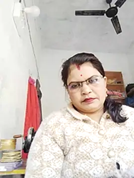 Snapshot of Bhavna_hot chatting on 01-12-26, 10:11 Bhavna hot online show from 01-12-26, 10:11