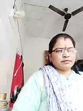 Snapshot of Bhavna_hot chatting on 02-10-26, 11:53 Bhavna hot online show from 02-10-26, 11:53