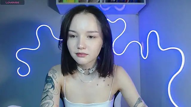 Snapshot of DemiWildcat chatting on 10-14-25, 10:49 DemiWildcat online show from 10-14-25, 10:49