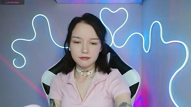 Snapshot of DemiWildcat chatting on 10-21-25, 11:20 DemiWildcat online show from 10-21-25, 11:20