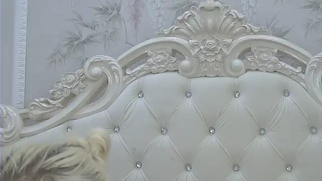 EllieFrosty  online show from 04-05-26, 03:57