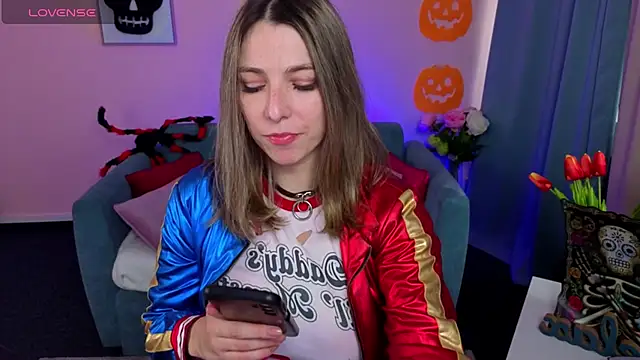 evafolver online show from 10-31-25, 09:39