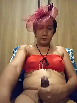 hotedhale online show from 09-11-25, 12:38