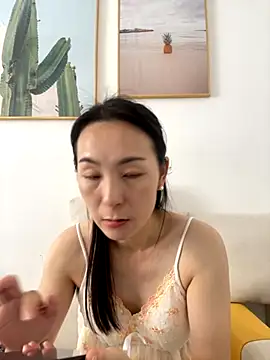 manmanyu520 online show from 09-22-25, 02:17