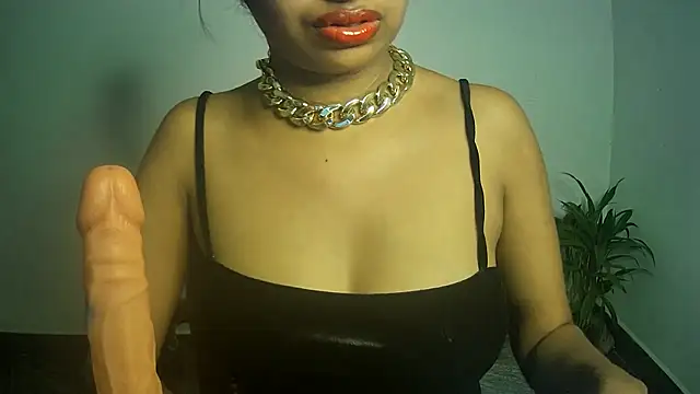 Snapshot of Minu_Cam chatting on 05-28-26, 06:36 Minu Cam online show from 05-28-26, 06:36