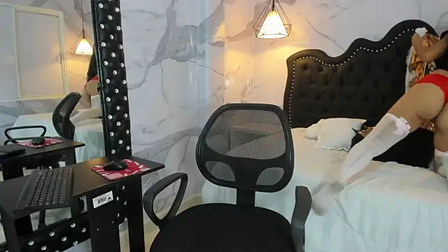 anna2809 online show from 11-02-25, 03:06