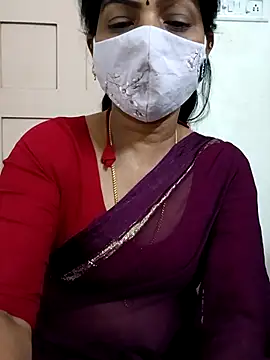 Snapshot of Rithya27 chatting on 03-18-26, 06:53 Rithya27 online show from 03-18-26, 06:53