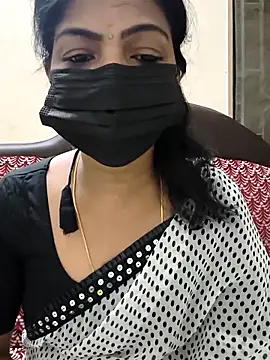 Snapshot of Rithya27 chatting on 04-26-26, 06:05 Rithya27 online show from 04-26-26, 06:05