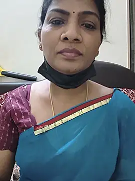 Snapshot of Rithya27 chatting on 05-15-26, 06:17 Rithya27 online show from 05-15-26, 06:17