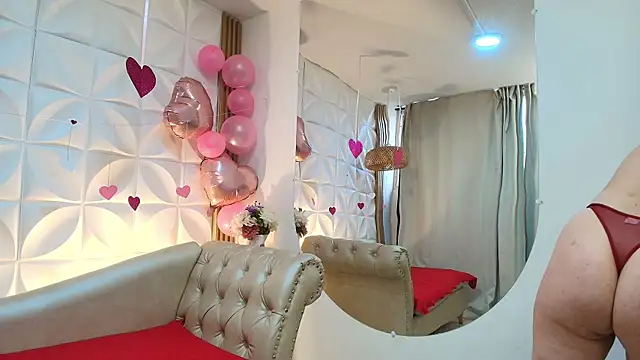 Lily rousee  online show from 02-09-26, 12:47