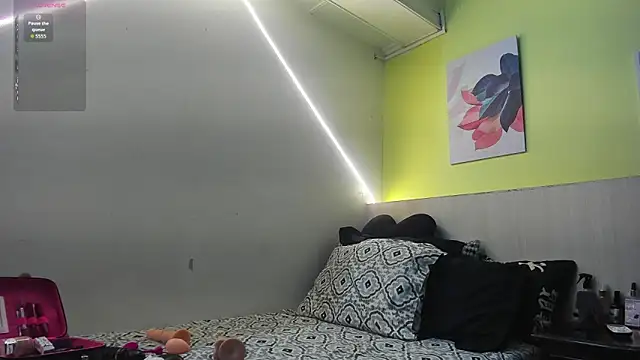 Snapshot of AtheneaArbelaez_ chatting on 10-16-25, 12:46 AtheneaArbelaez online show from 10-16-25, 12:46