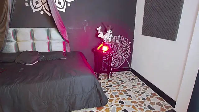 Maylu Fox online show from 11-01-25, 12:43