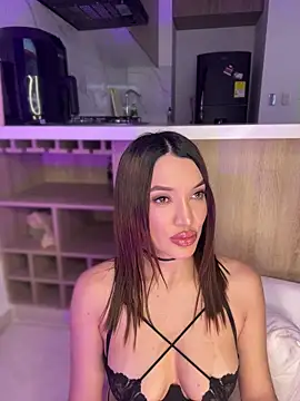 Bella-taylorr online show from 03-24-26, 06:57