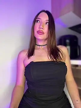 Bella-taylorr online show from 04-11-26, 04:53