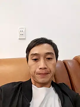 Snapshot of Boytasexy chatting on 09-19-25, 01:37 Boytasexy online show from 09-19-25, 01:37