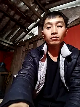 Snapshot of Boytasexy chatting on 11-04-25, 03:49 Boytasexy online show from 11-04-25, 03:49