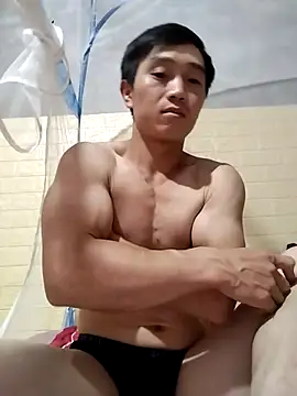 Snapshot of Boytasexy chatting on 09-26-25, 05:31 Boytasexy online show from 09-26-25, 05:31