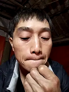 Snapshot of Boytasexy chatting on 11-11-25, 02:01 Boytasexy online show from 11-11-25, 02:01