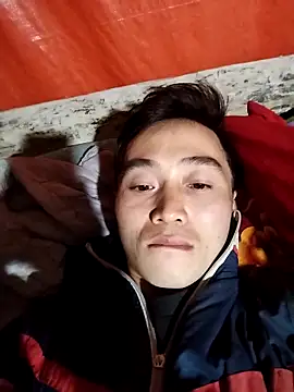 Snapshot of Boytasexy chatting on 01-17-26, 02:20 Boytasexy online show from 01-17-26, 02:20