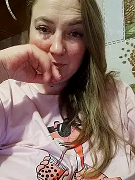 Kiss Eva online show from 01-07-26, 04:12