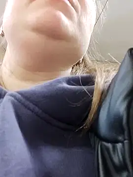 Kiss Eva online show from 02-24-26, 10:16