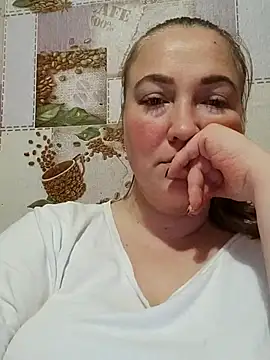 Kiss Eva online show from 11-12-25, 05:39