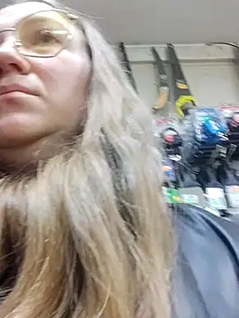 Kiss Eva online show from 02-05-26, 07:26