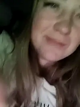 Kiss Eva online show from 11-24-25, 05:13