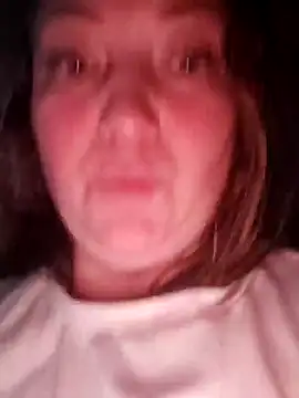 Kiss Eva online show from 10-07-25, 08:32