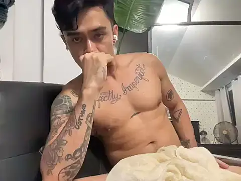 KarlKambing online show from 11-13-25, 04:55