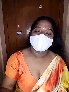 Snapshot of Megha_21 chatting on 09-08-25, 05:23 Megha 21 online show from 09-08-25, 05:23